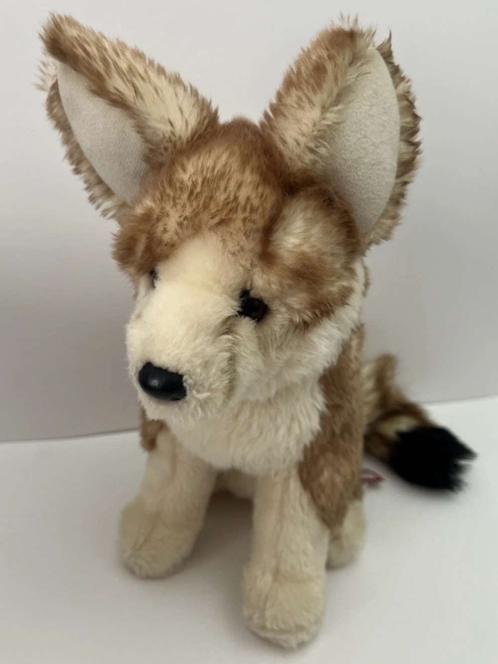 2017 Douglas Cuddle Toys Fennec Fox Plush 11" Realistic Stuffed Animal Sly 259